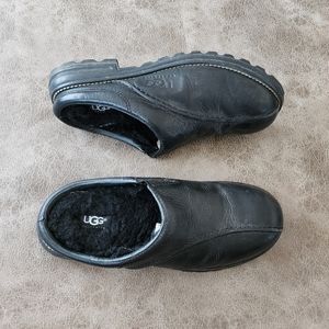 UGG Midtown Black Leather Clog